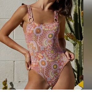 Billabong smiley face flower one Piece Swimsuit small
